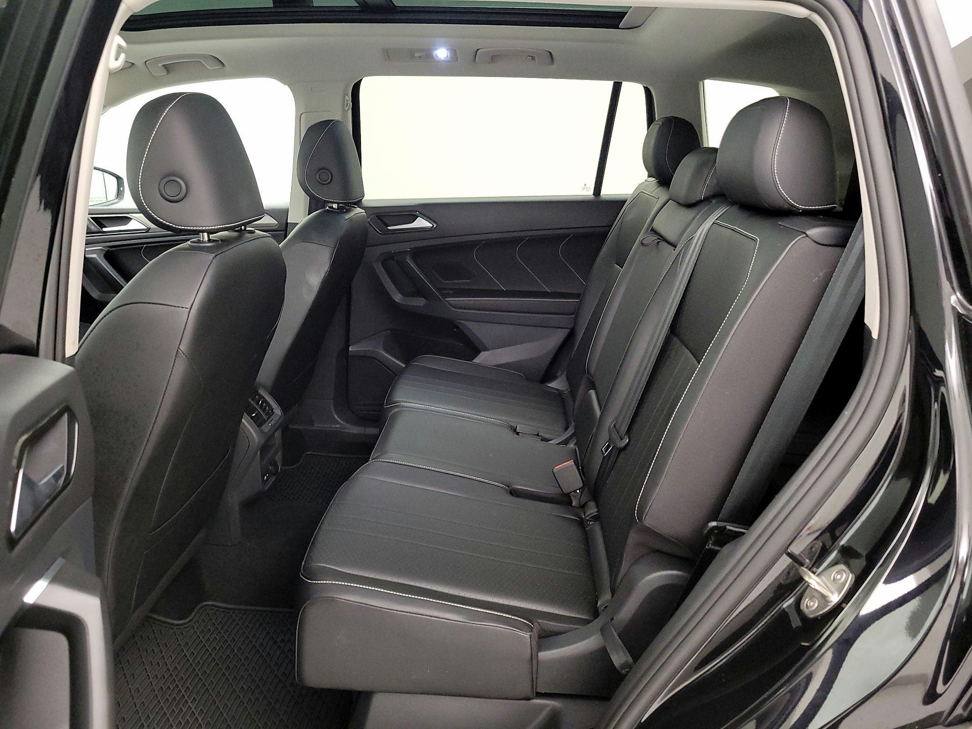 Thumbnail: 2023 Volkswagen Tiguan - 20