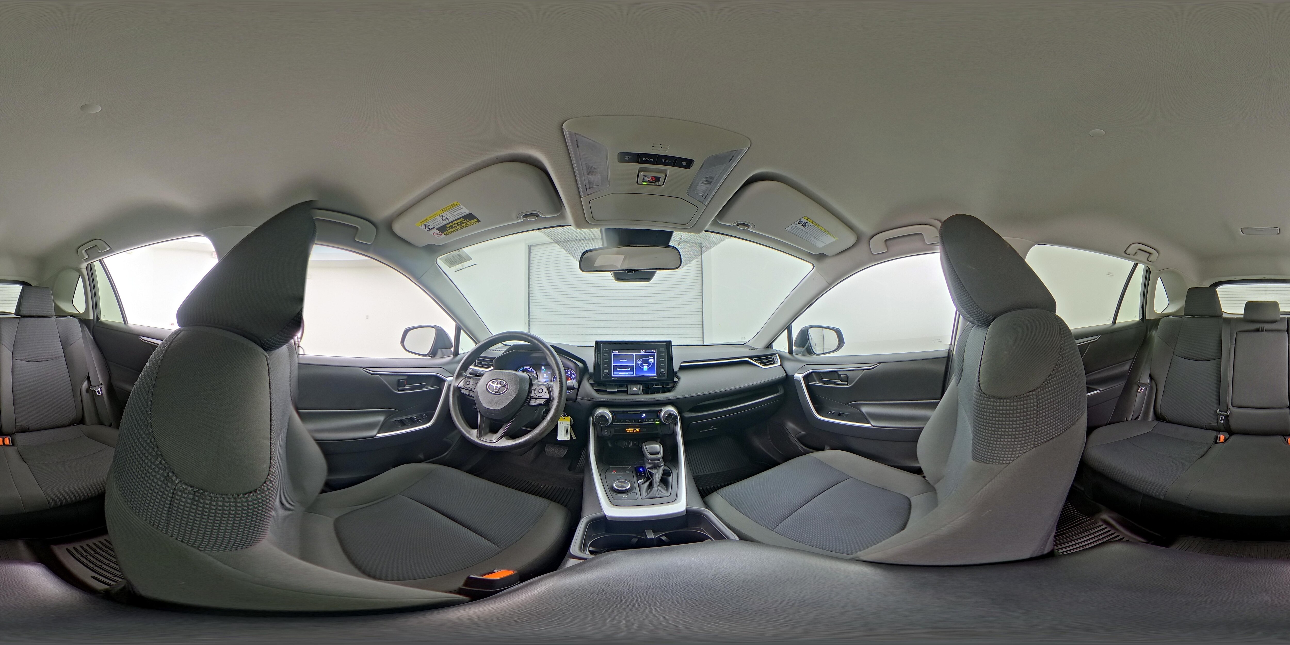 2022 Toyota RAV4 LE - Photo 24