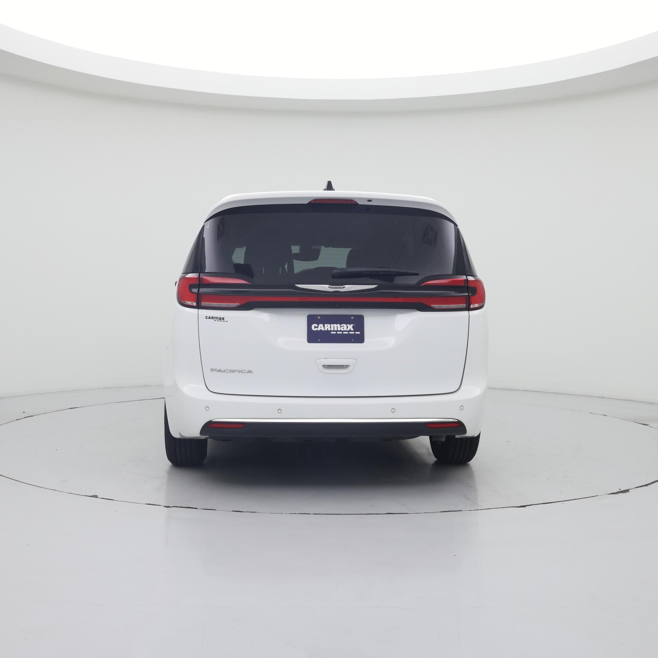Thumbnail: 2024 Chrysler Pacifica - 6