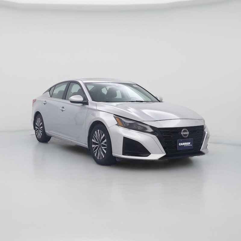 2023 Nissan Altima SV
