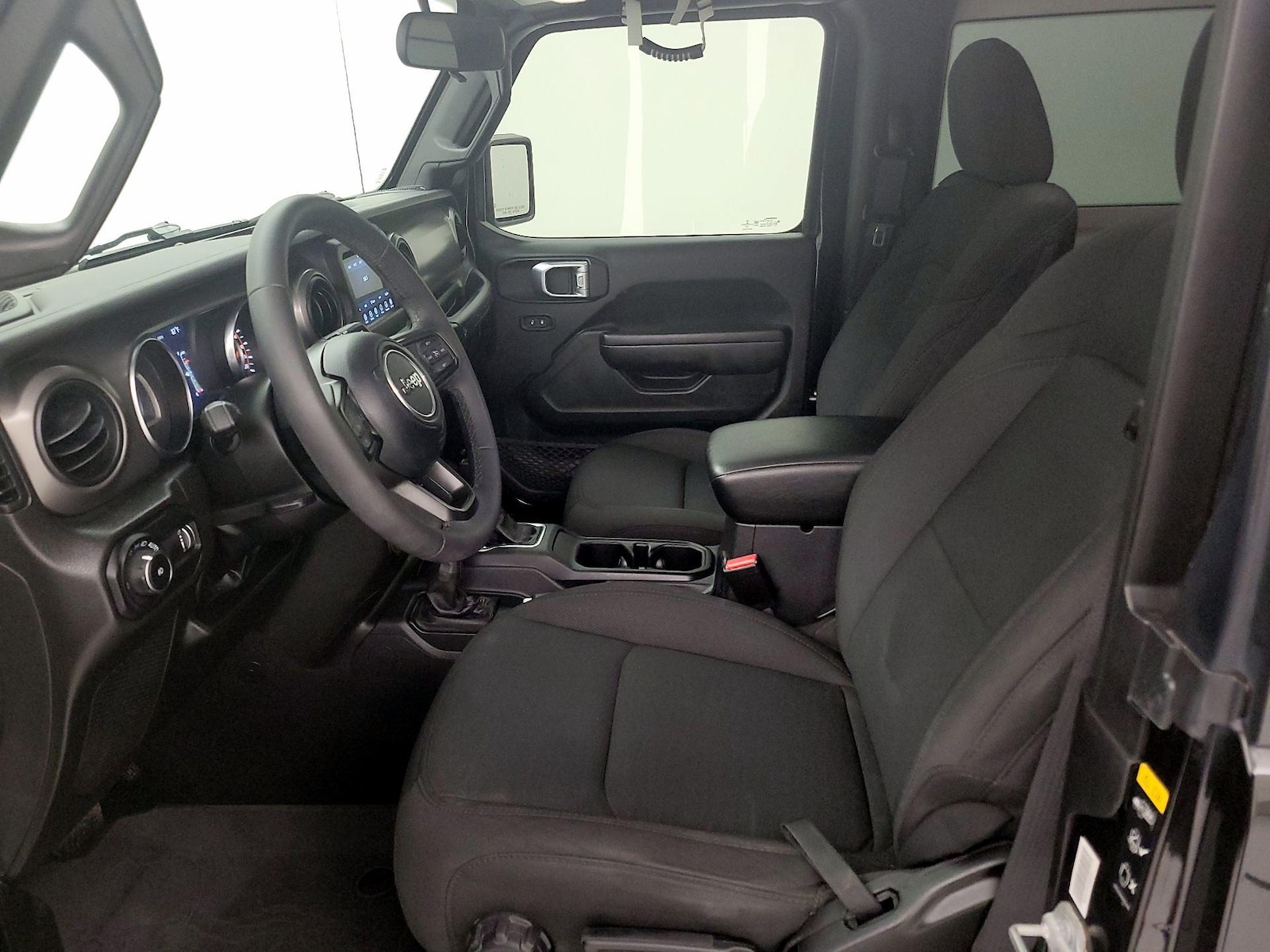 2023 Jeep Wrangler 2-Door Willys - Photo 12