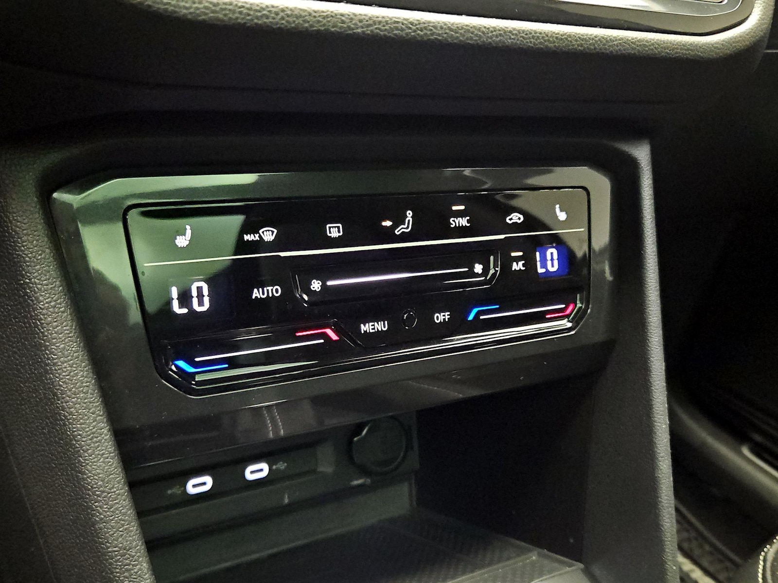 2023 Volkswagen Tiguan SE R-LINE BLACK - Photo 17