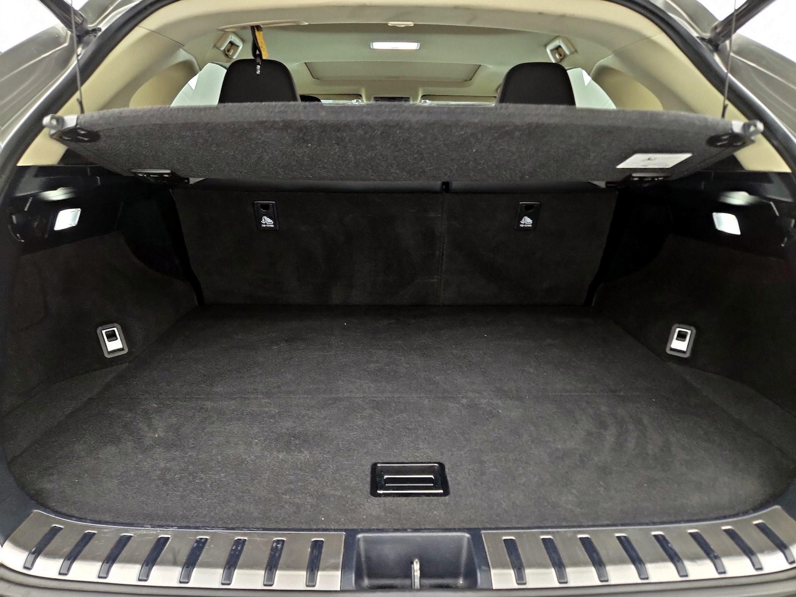 2021 Lexus NX 300 - Photo 23