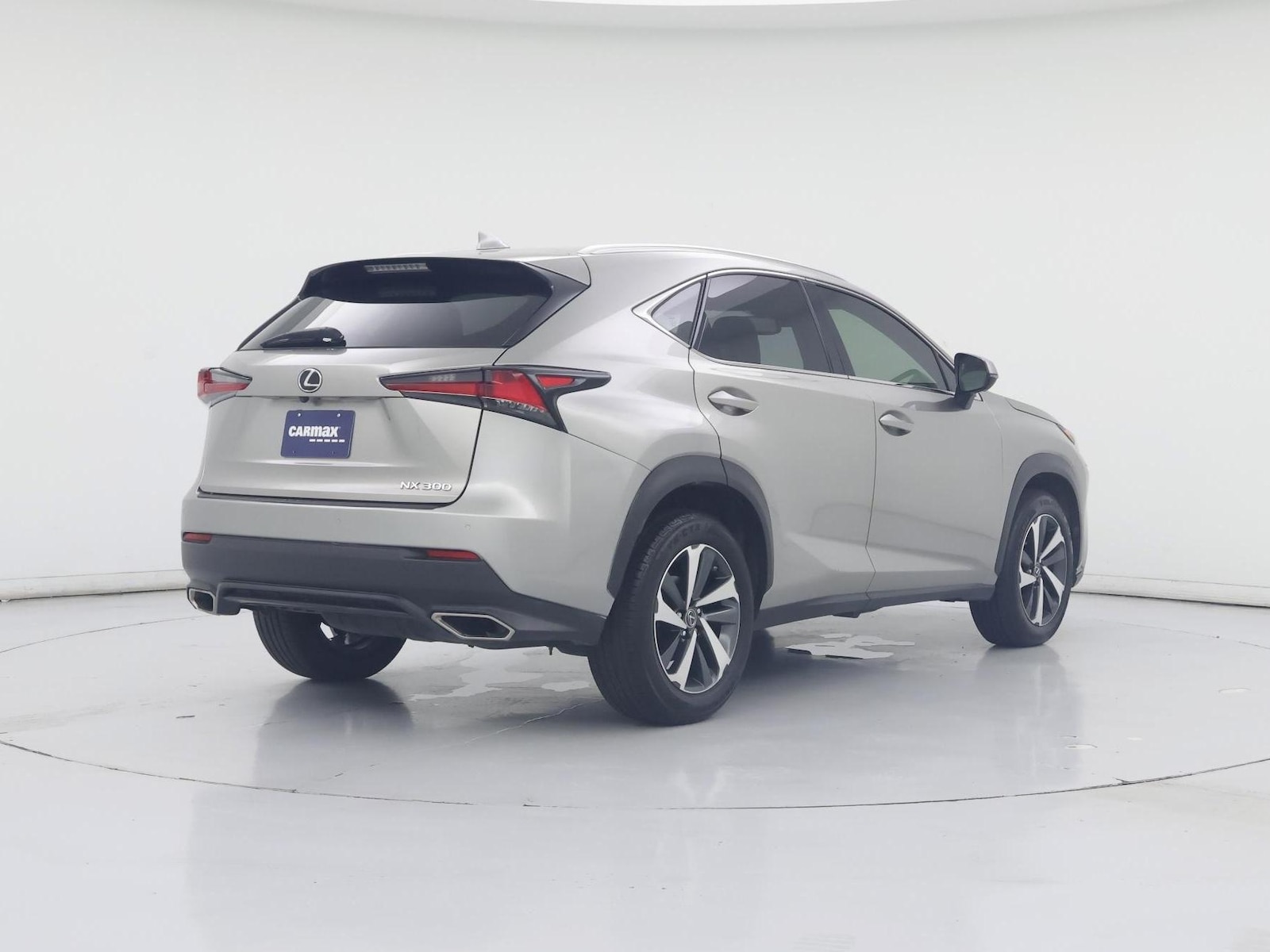 2021 Lexus NX 300 - Photo 9