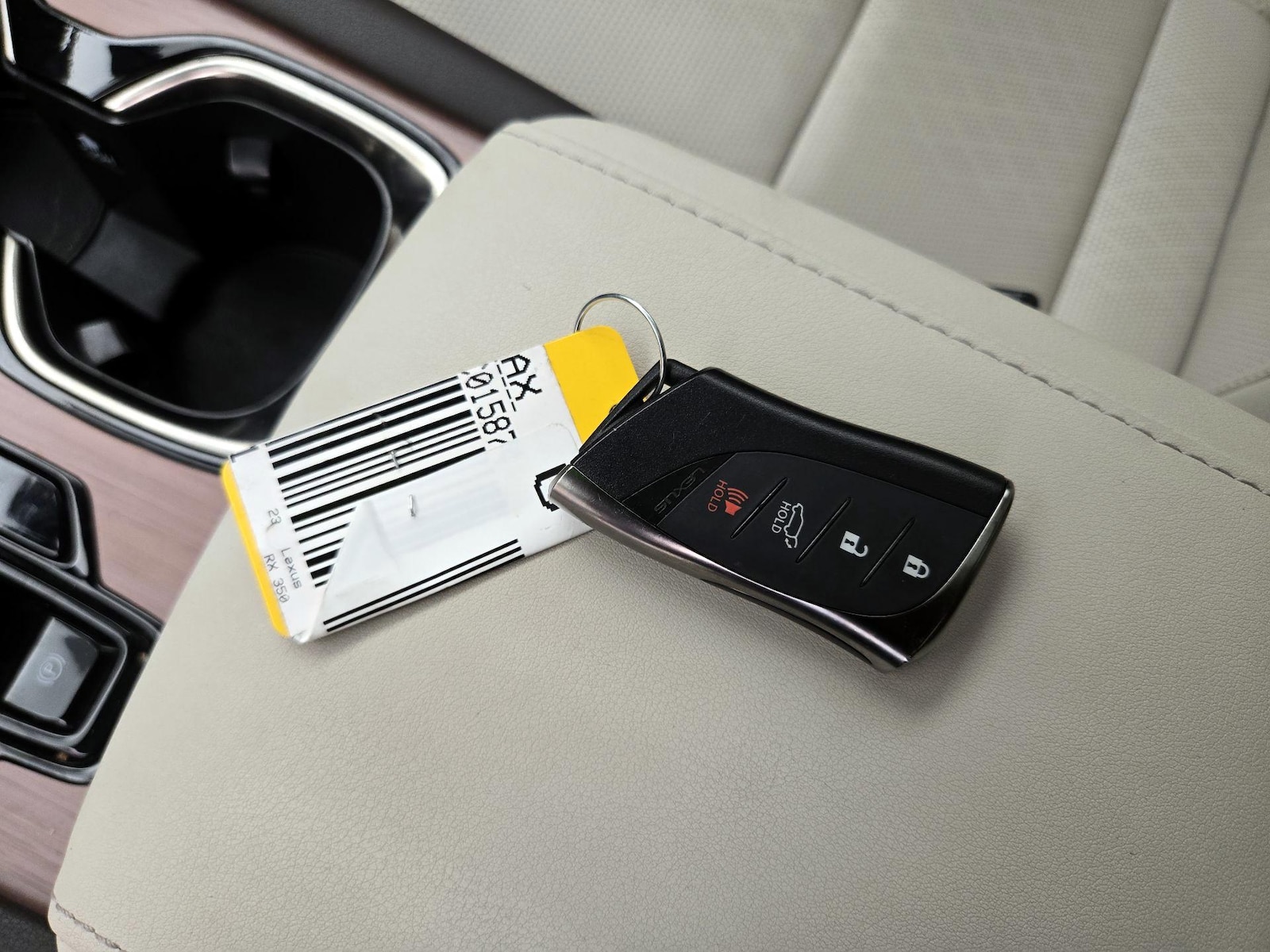 2023 Lexus RX 350 - Photo 24