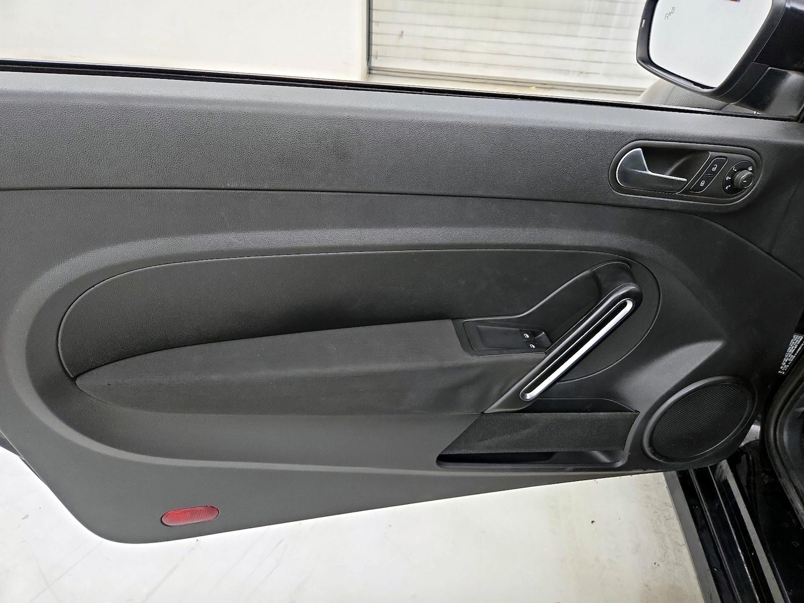 2019 Volkswagen Beetle S - Photo 13