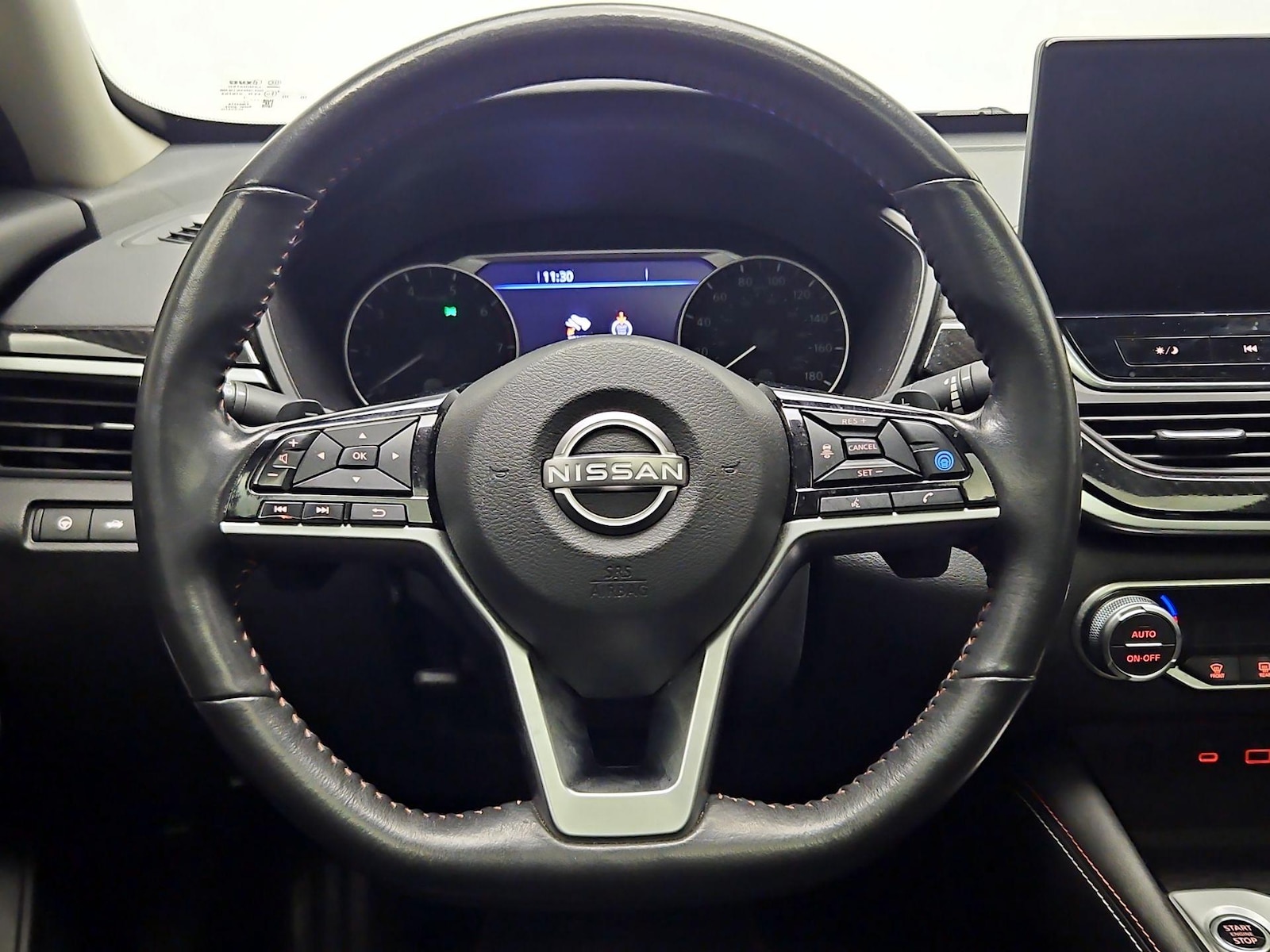 2023 Nissan Altima SR - Photo 11