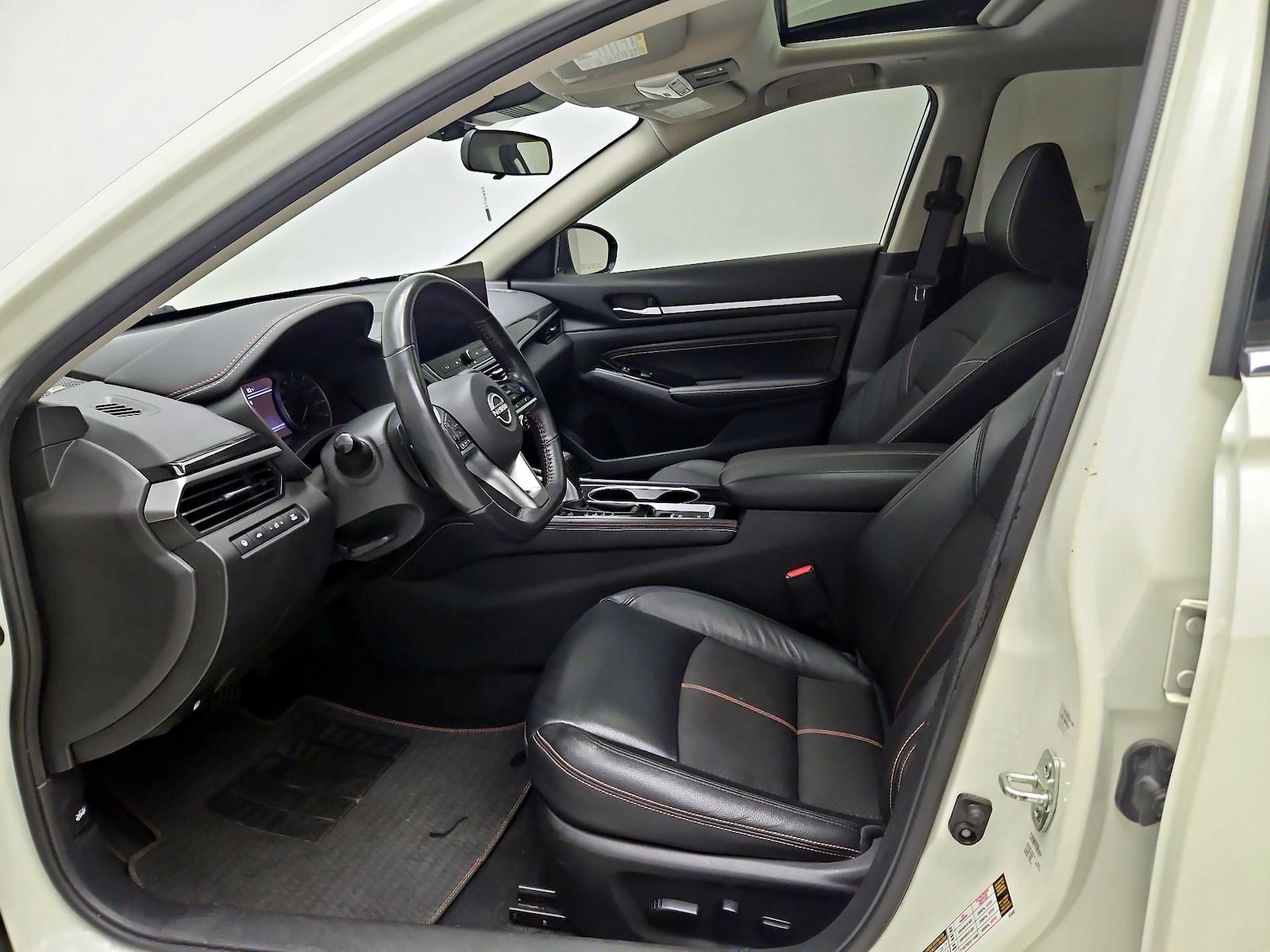 2023 Nissan Altima SR - Photo 12