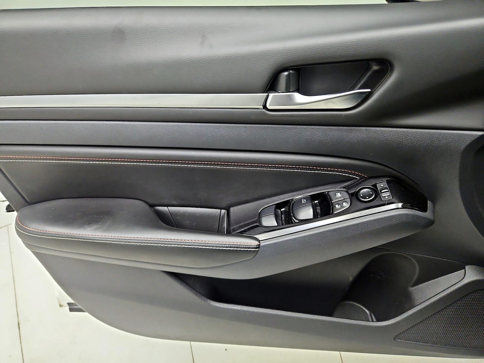 2023 Nissan Altima SR - Photo 13
