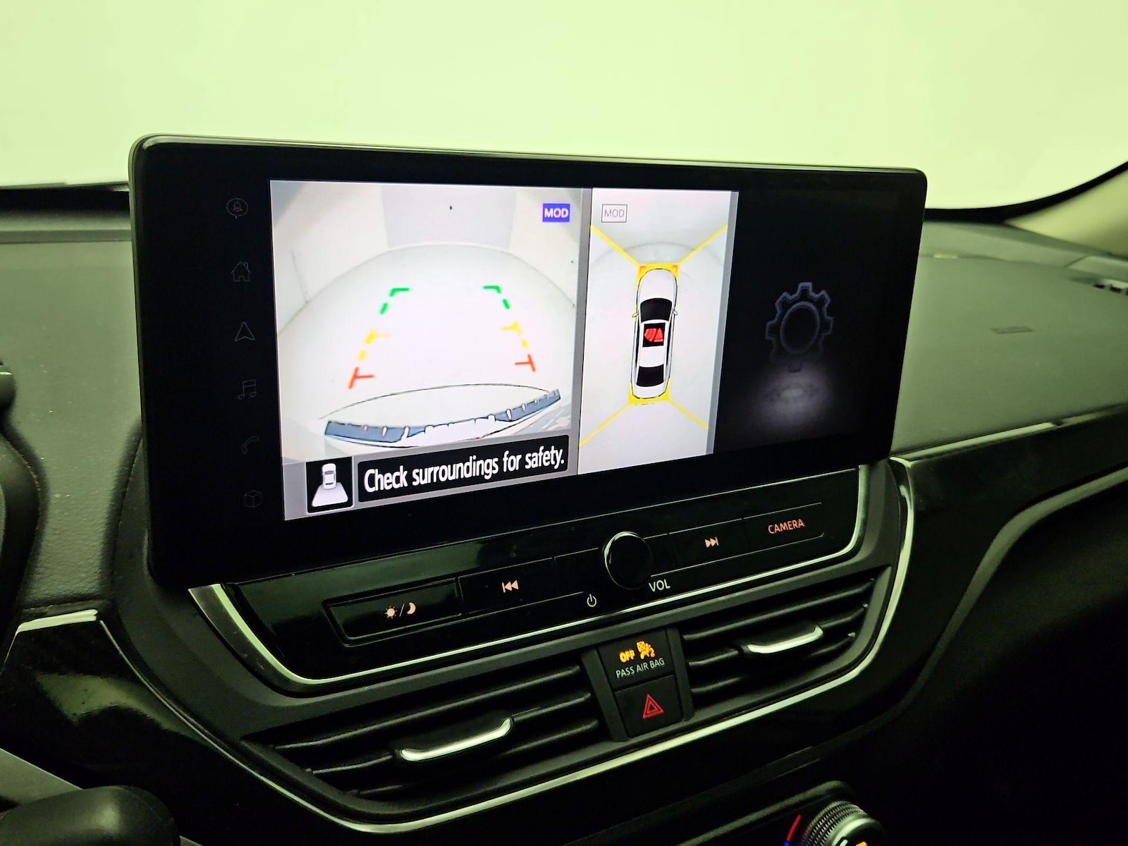2023 Nissan Altima SR - Photo 16