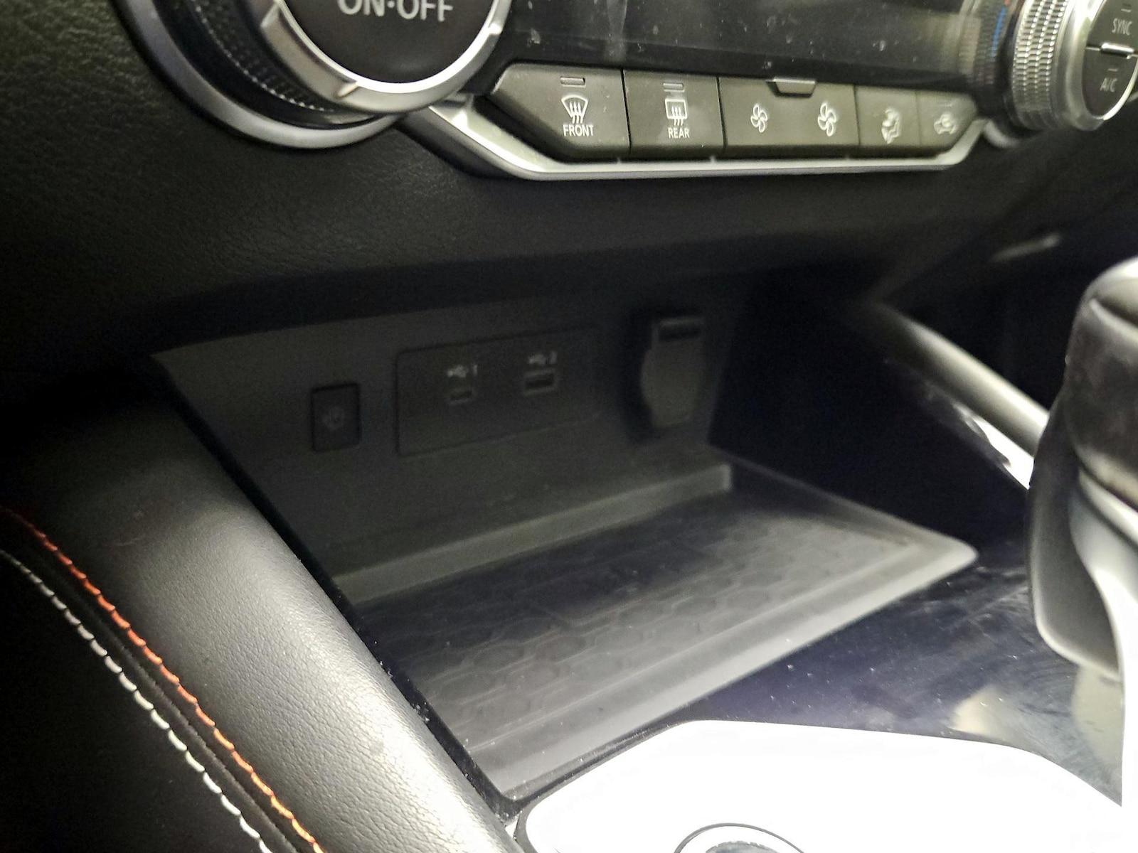 2023 Nissan Altima SR - Photo 20