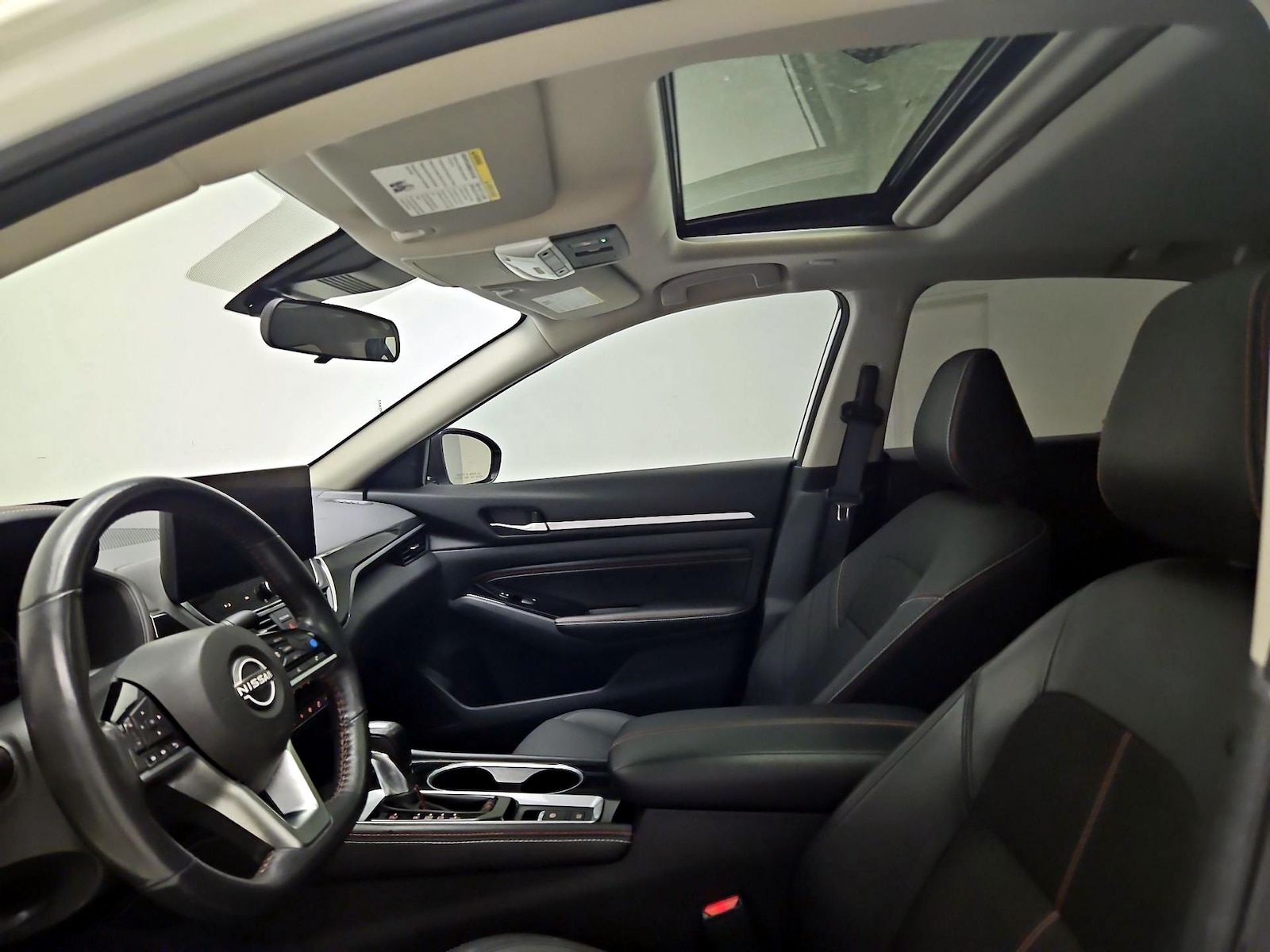 2023 Nissan Altima SR - Photo 21