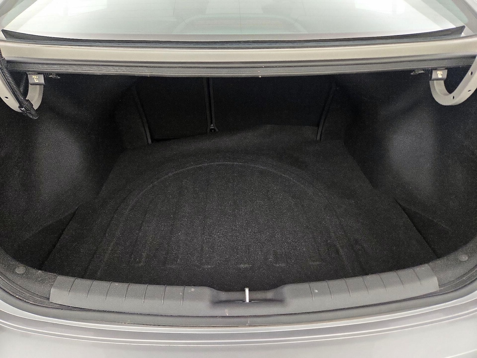 2020 Hyundai Elantra SE - Photo 21