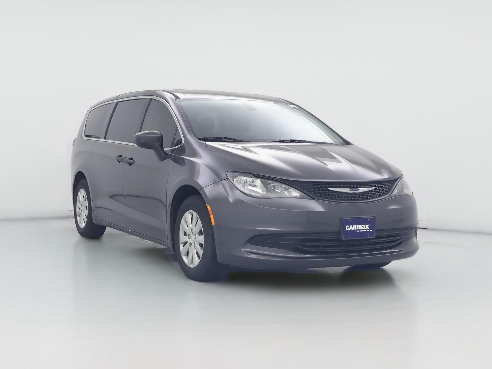 2020 Chrysler Voyager L