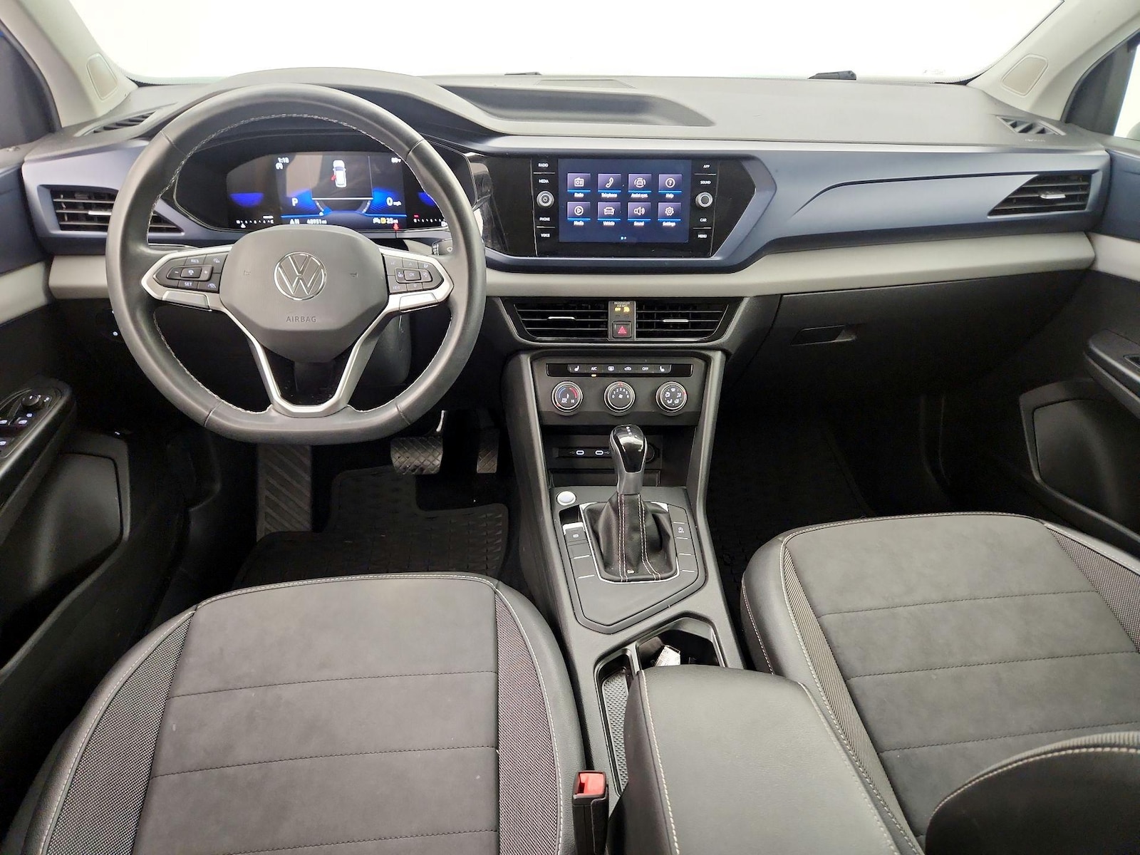 2022 Volkswagen Taos SE - Photo 10