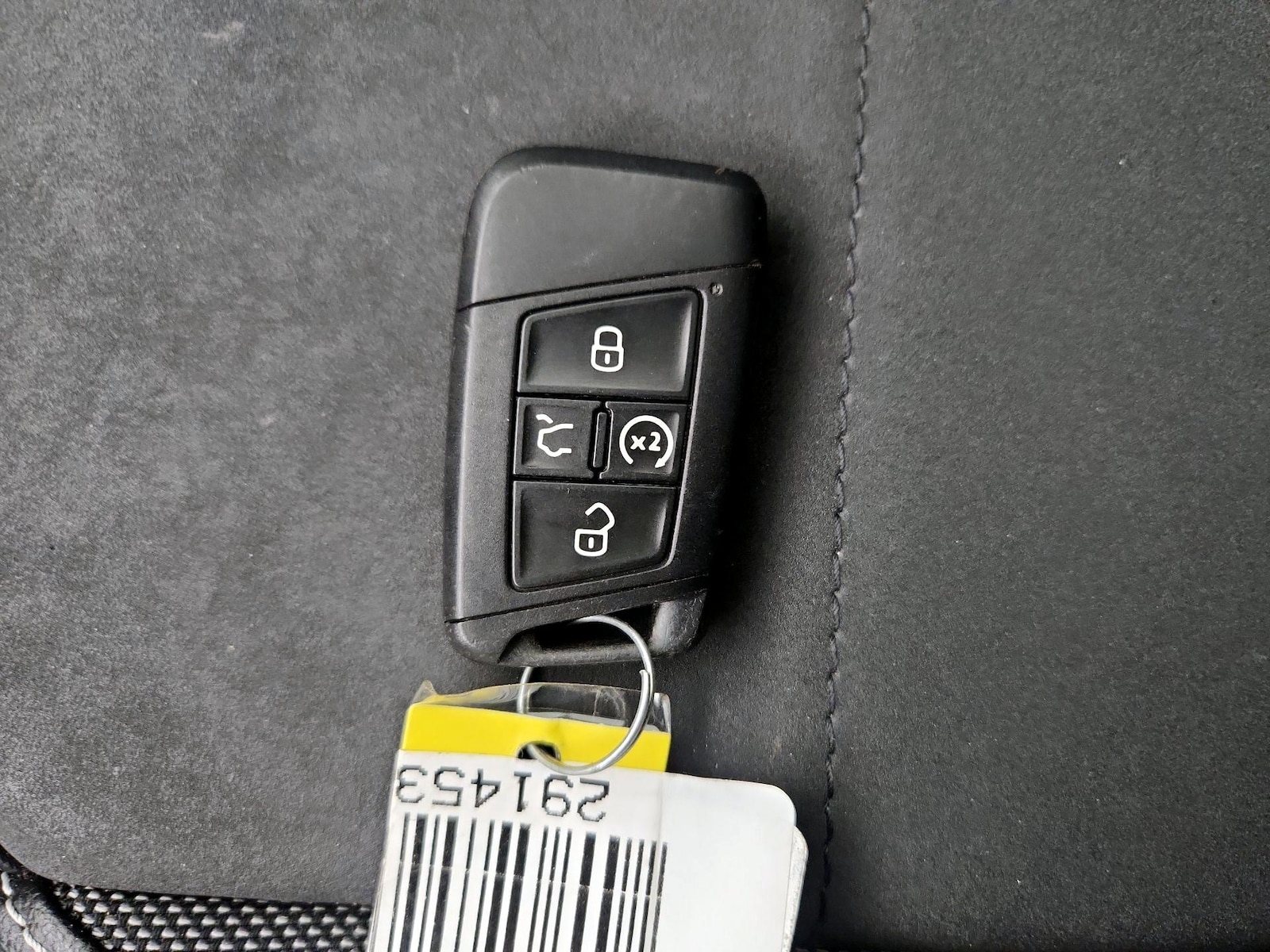 2022 Volkswagen Taos SE - Photo 23