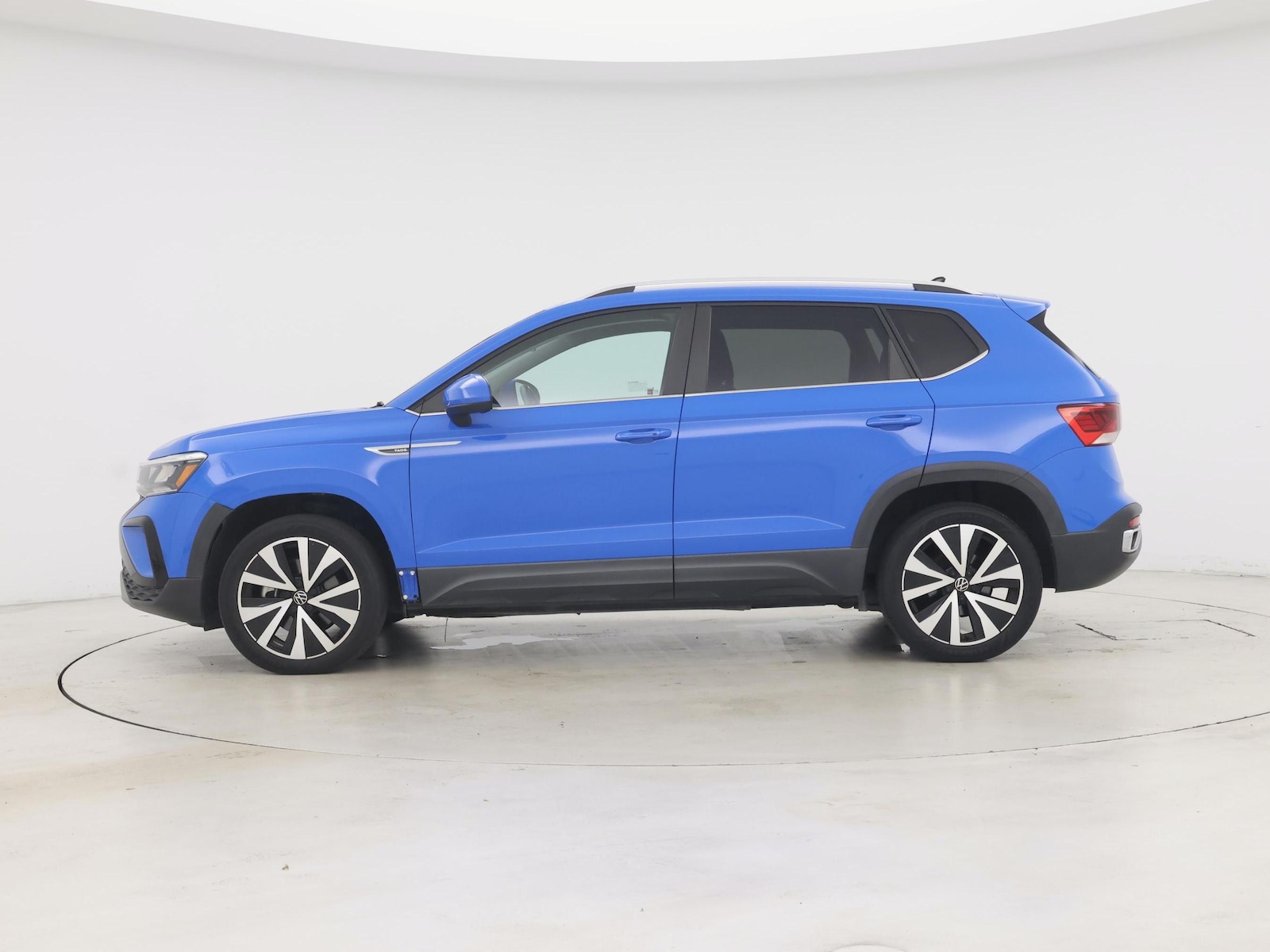 2022 Volkswagen Taos SE - Photo 4