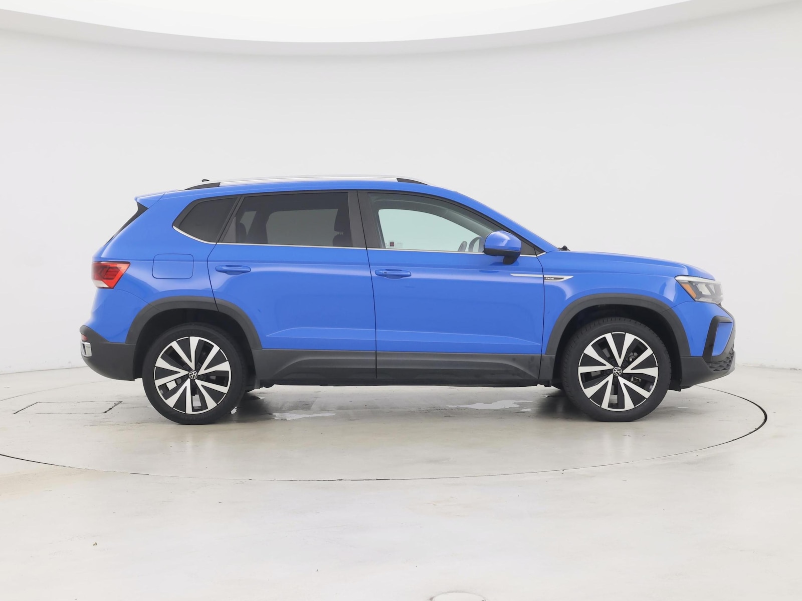 2022 Volkswagen Taos SE - Photo 8