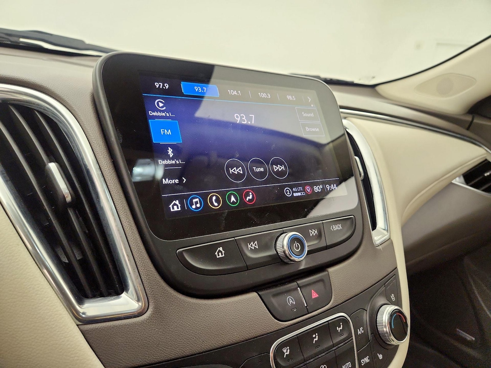 2024 Chevrolet Malibu 2LT - Photo 14