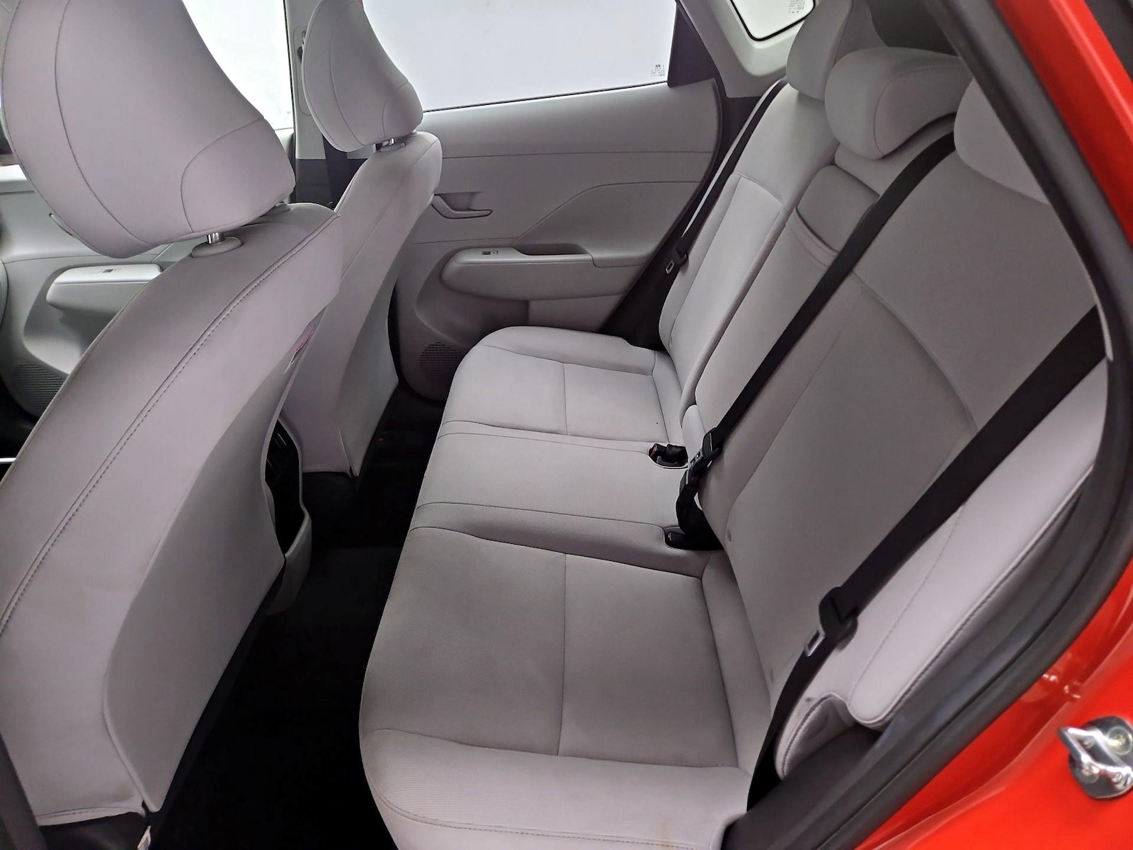 2025 Hyundai Kona SEL - Photo 19