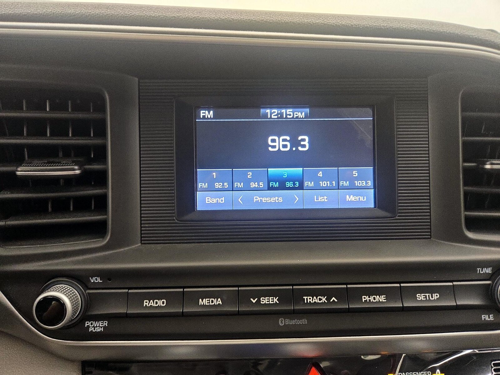 2020 Hyundai Elantra SE - Photo 15