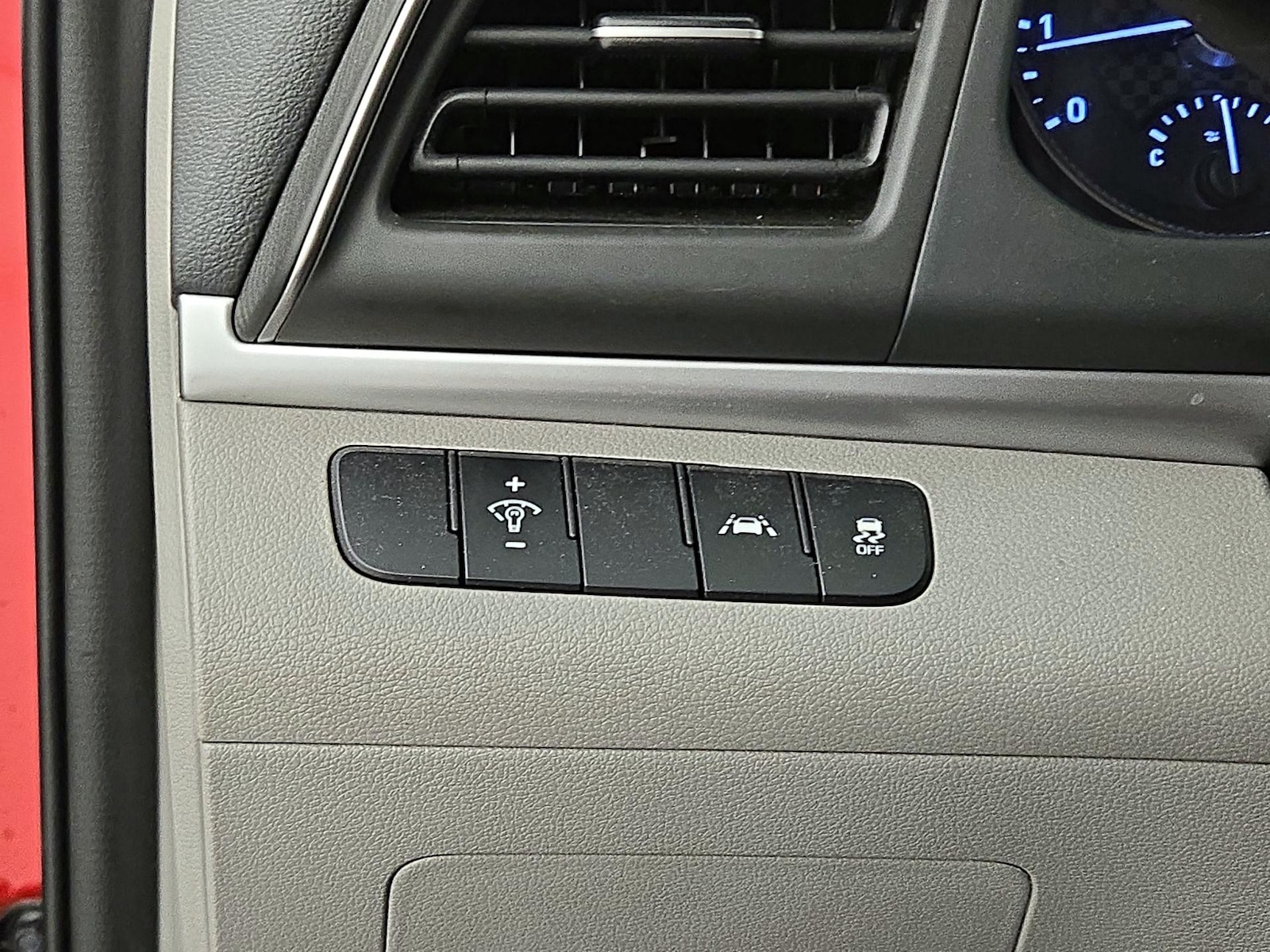 2020 Hyundai Elantra SE - Photo 14