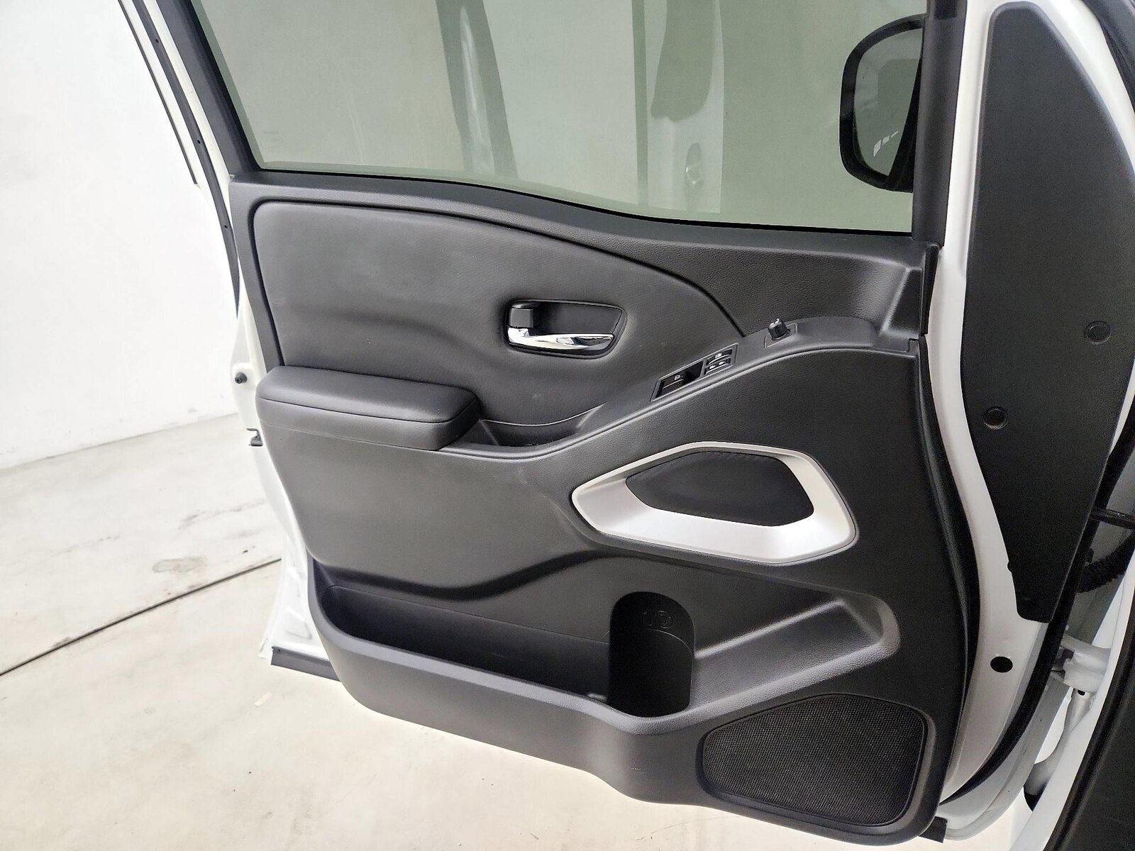 2022 Nissan Frontier SV, photo 13