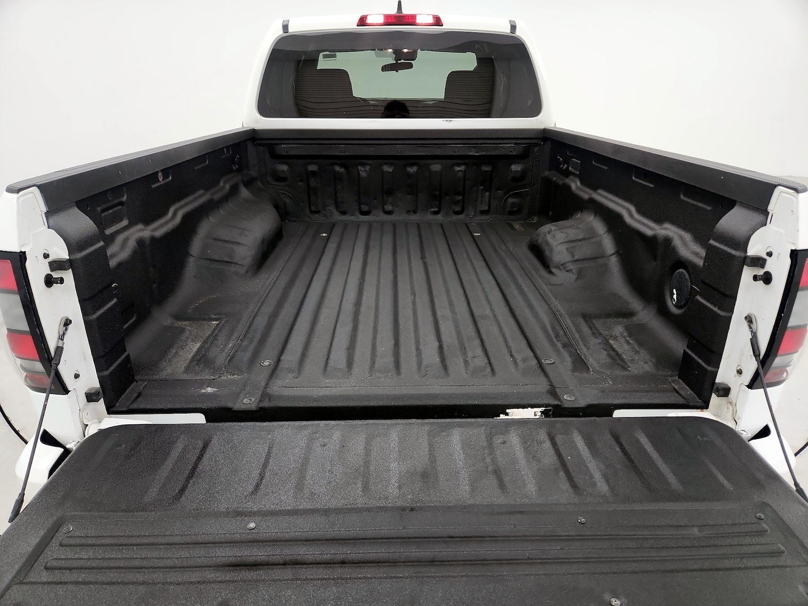 2022 Nissan Frontier SV, photo 20