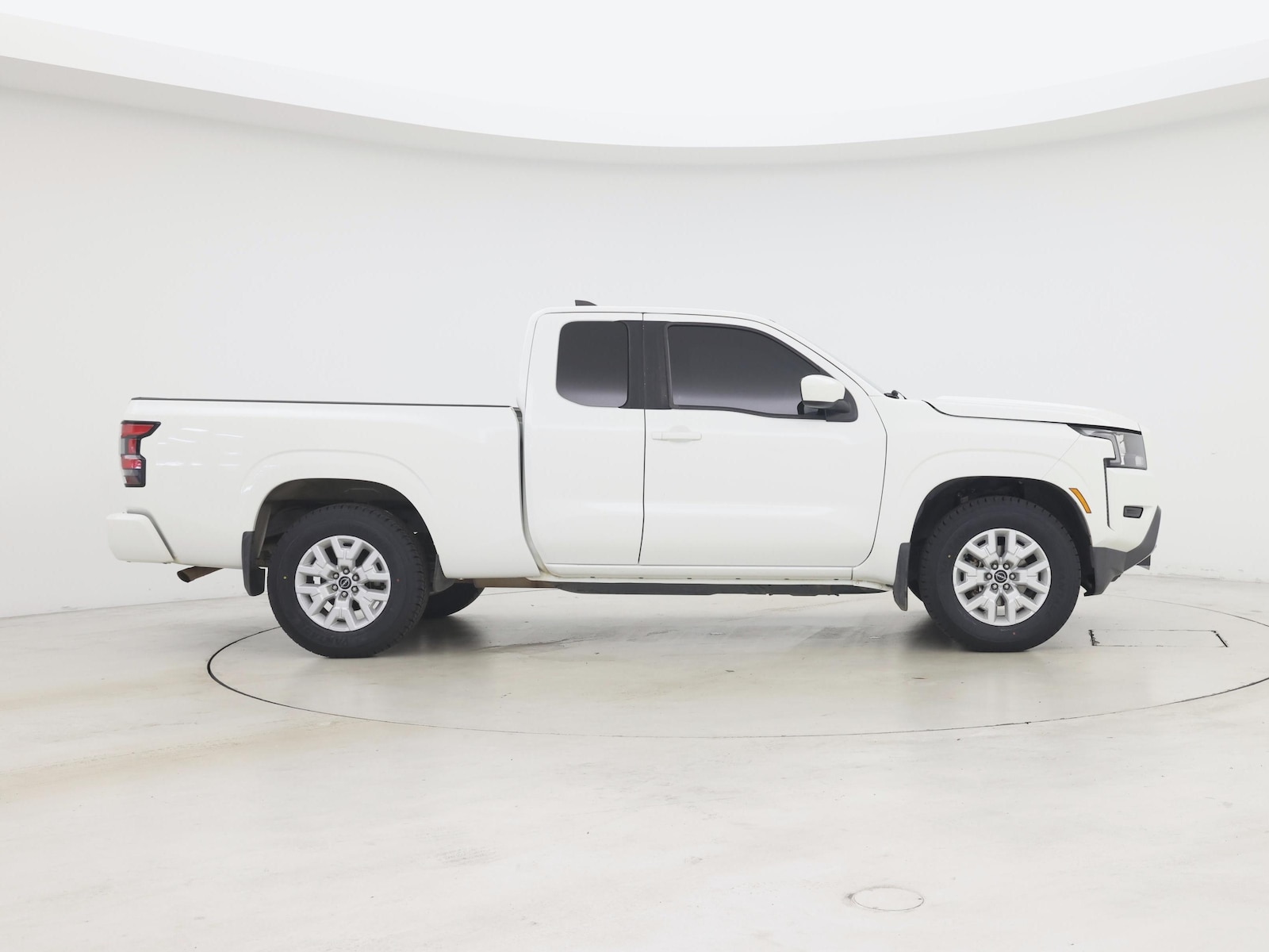 2022 Nissan Frontier SV, photo 8