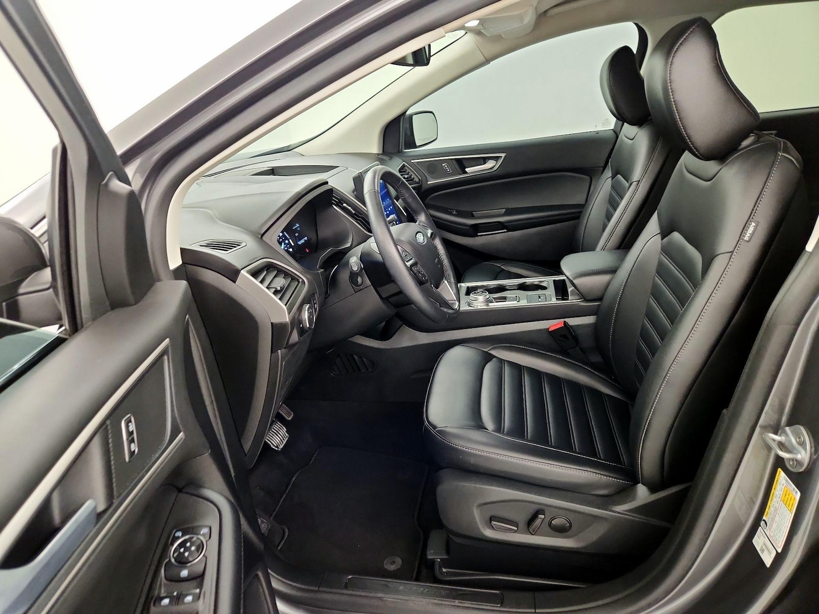 2024 Ford Edge SEL - Photo 12