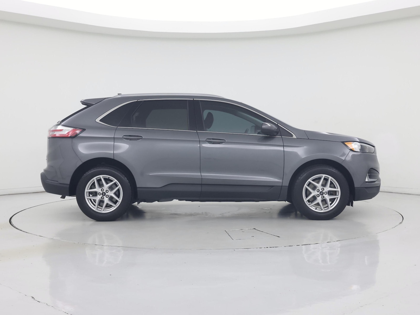 2024 Ford Edge SEL - Photo 8