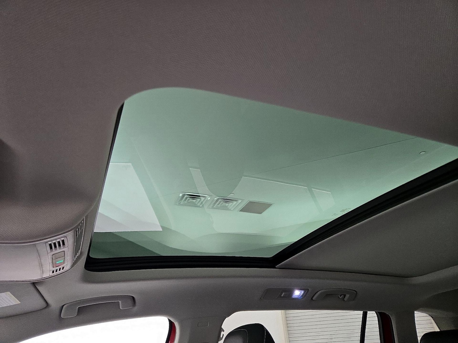 Panoramic Sunroof