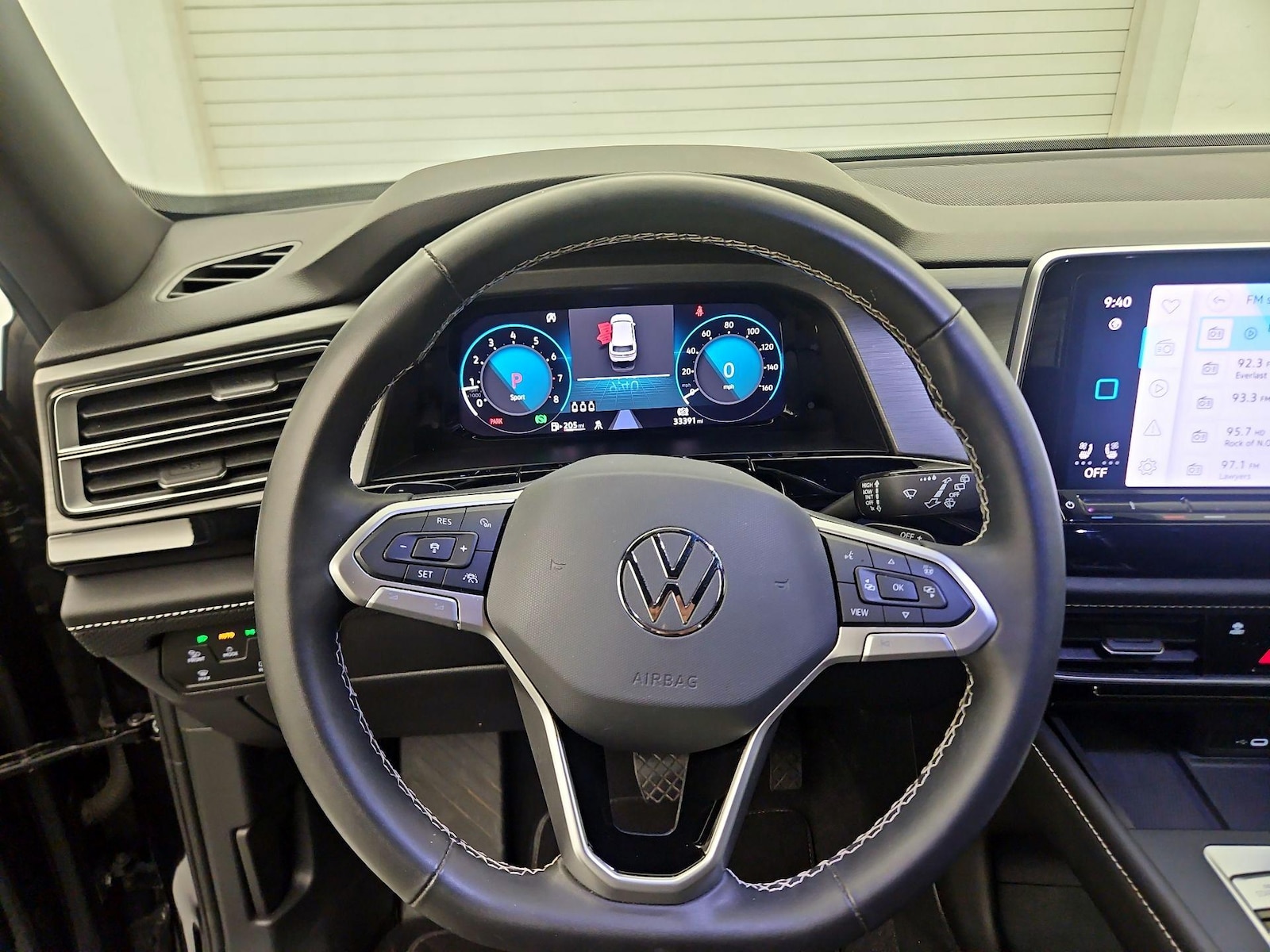 2024 Volkswagen Atlas Cross Sport SE - Photo 11