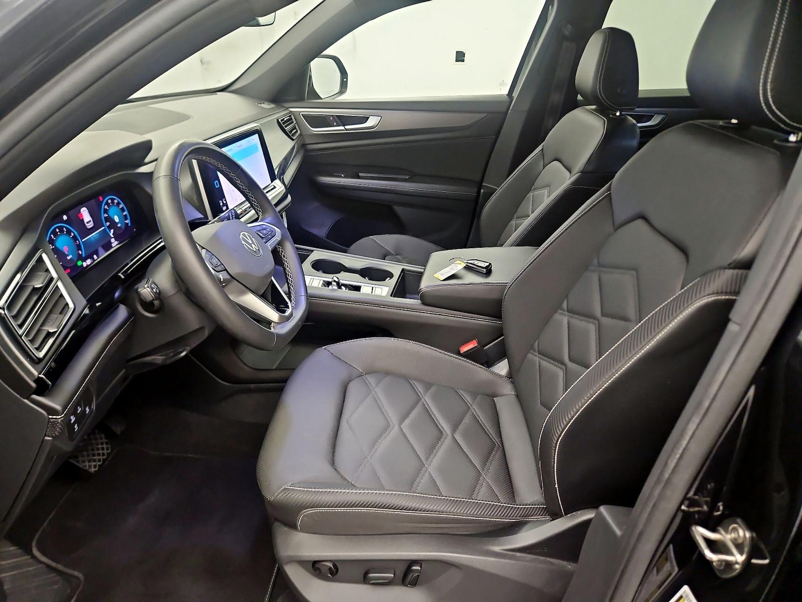 2024 Volkswagen Atlas Cross Sport SE - Photo 12