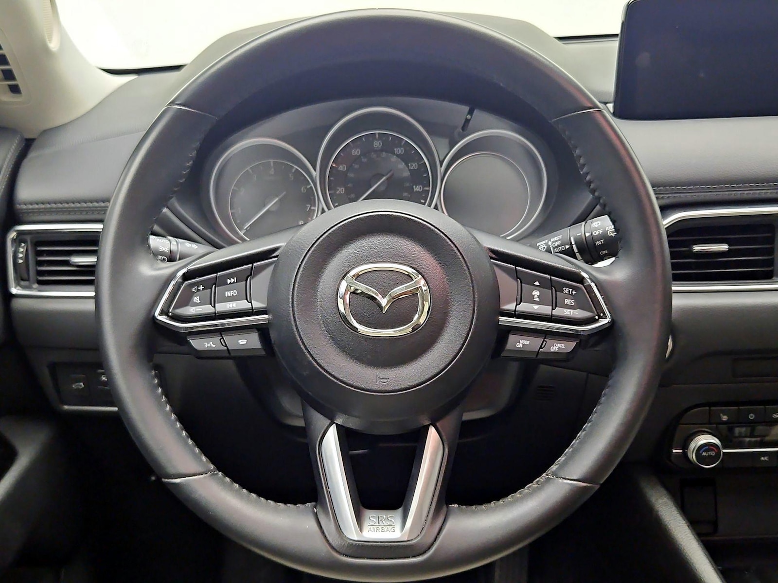 2024 Mazda CX-5 S Preferred package - Photo 11