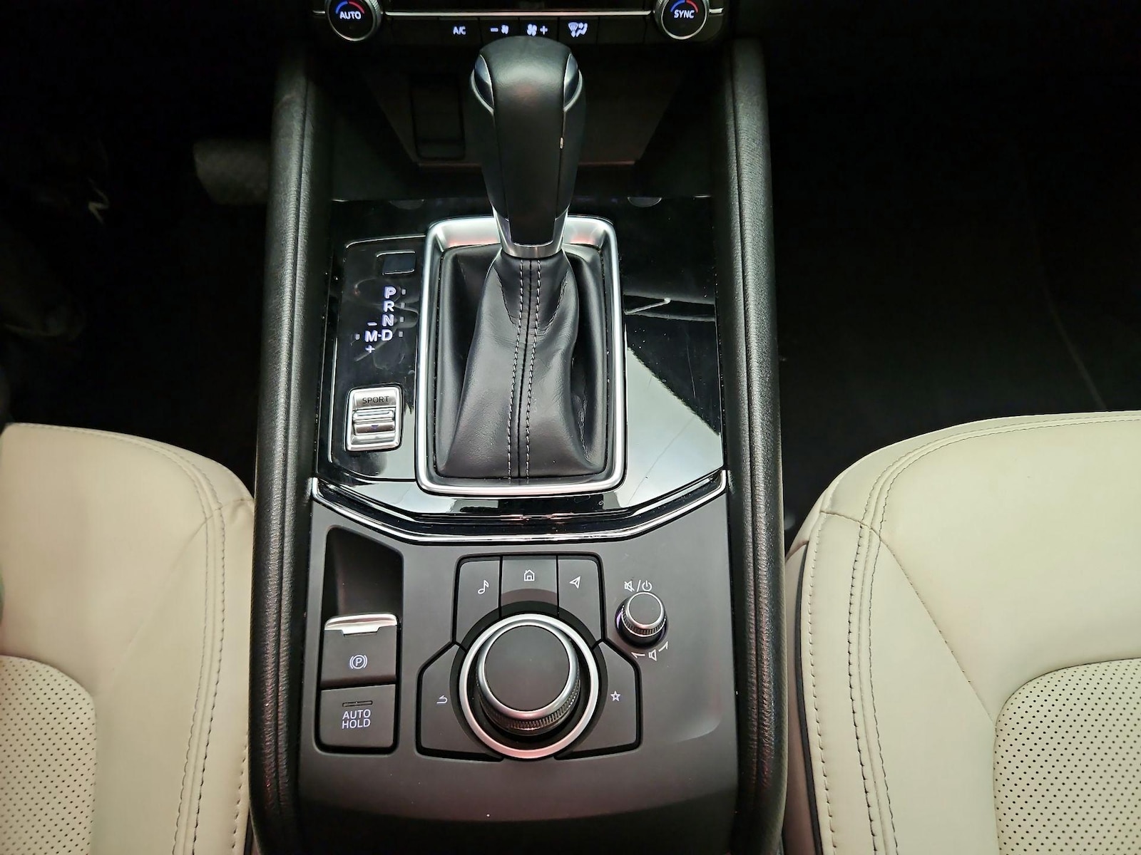 2024 Mazda CX-5 S Preferred package - Photo 18