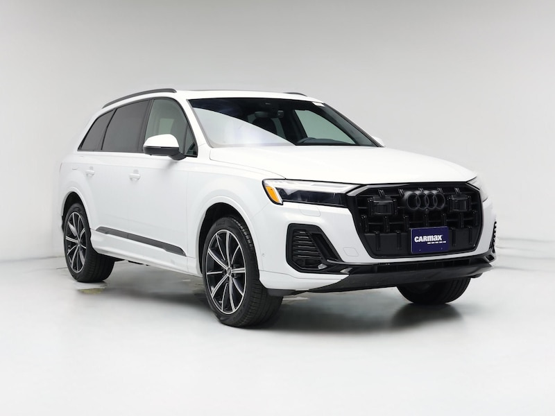 2026 Audi Q7 Premium Plus