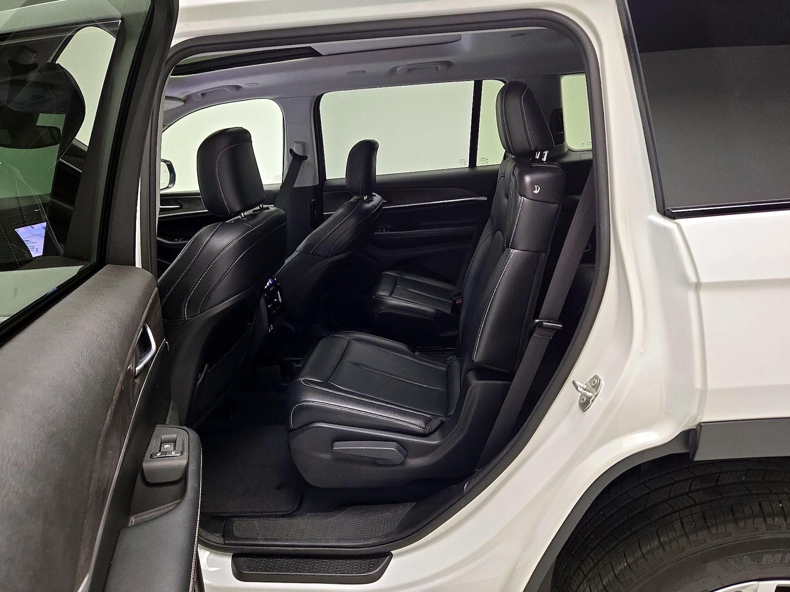 Rear Air Conditioning