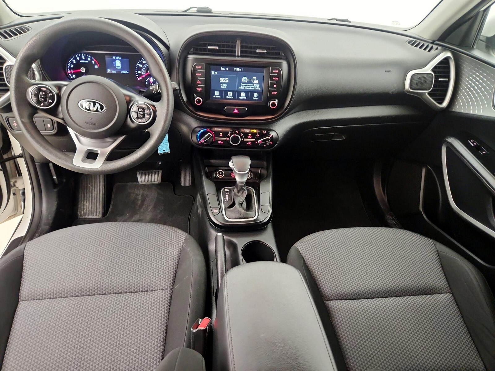 Apple CarPlay® & Android Auto™