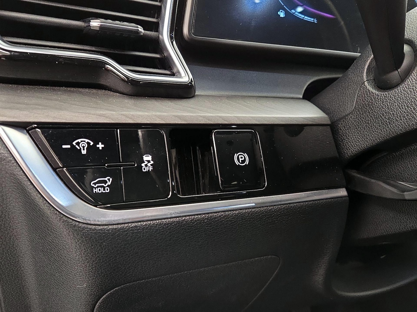 2025 Kia Sportage X-Line - Photo 14