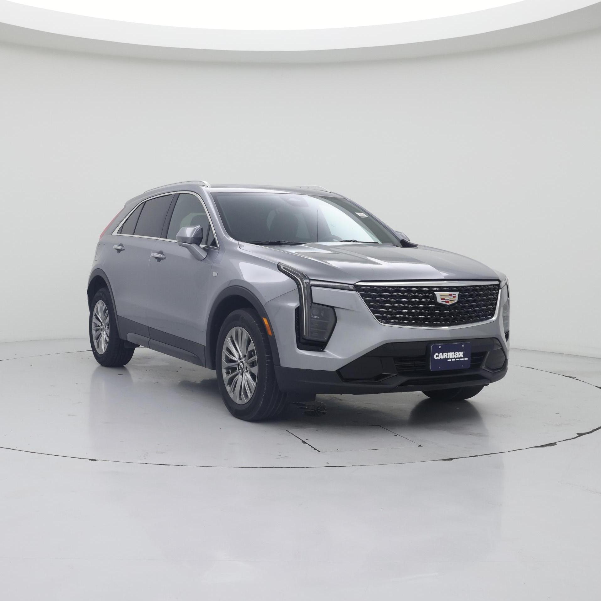 Silver 2025 Cadillac XT4 SUV / Crossover Front-Wheel Drive Automatic