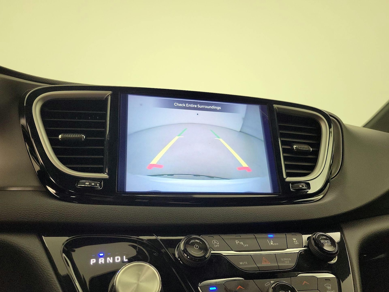 2026 Chrysler Pacifica Select - Photo 15