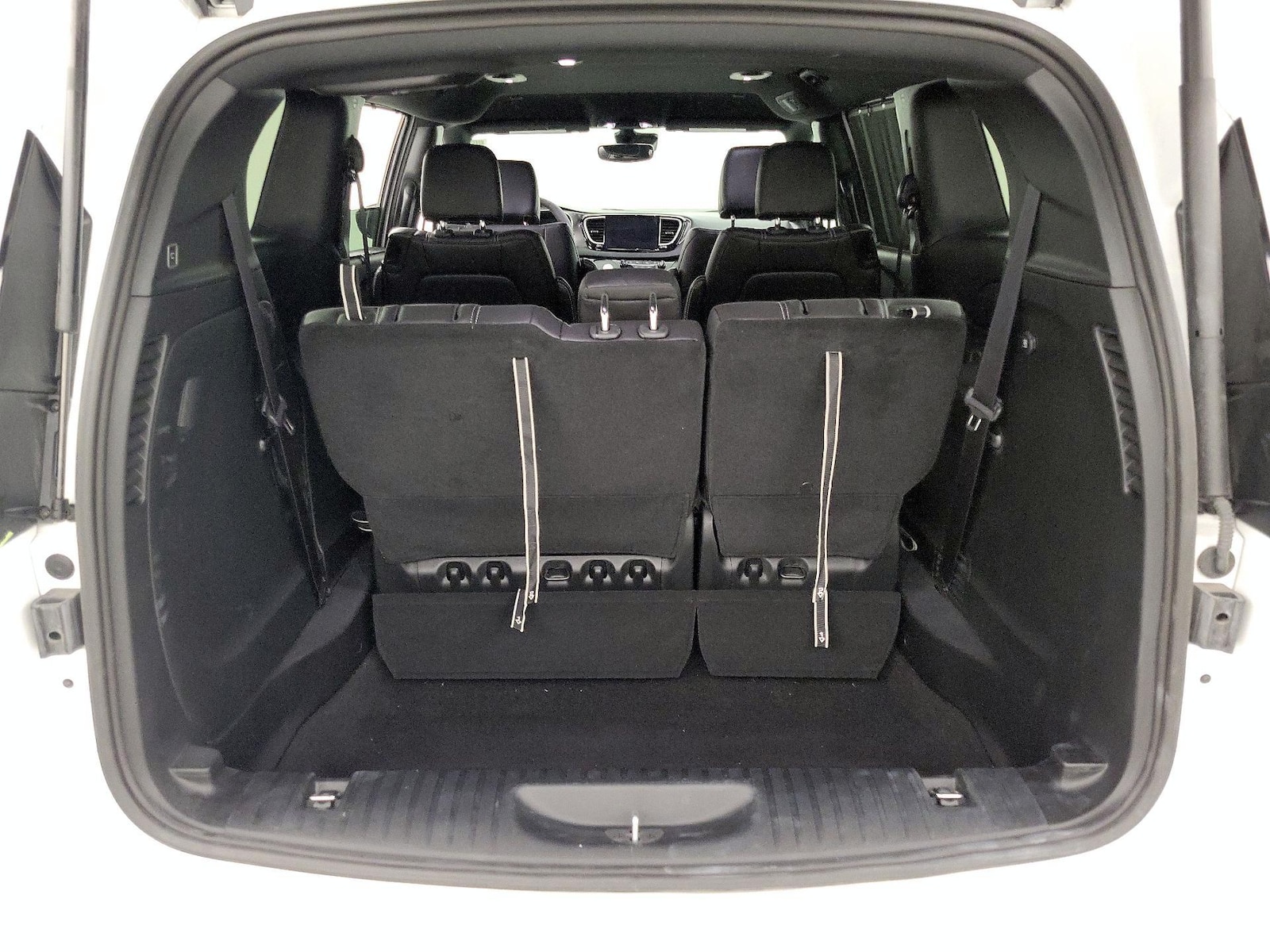 2026 Chrysler Pacifica Select - Photo 21