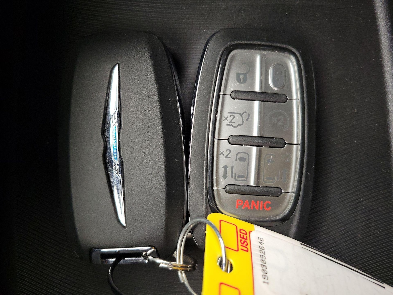 2026 Chrysler Pacifica Select - Photo 23