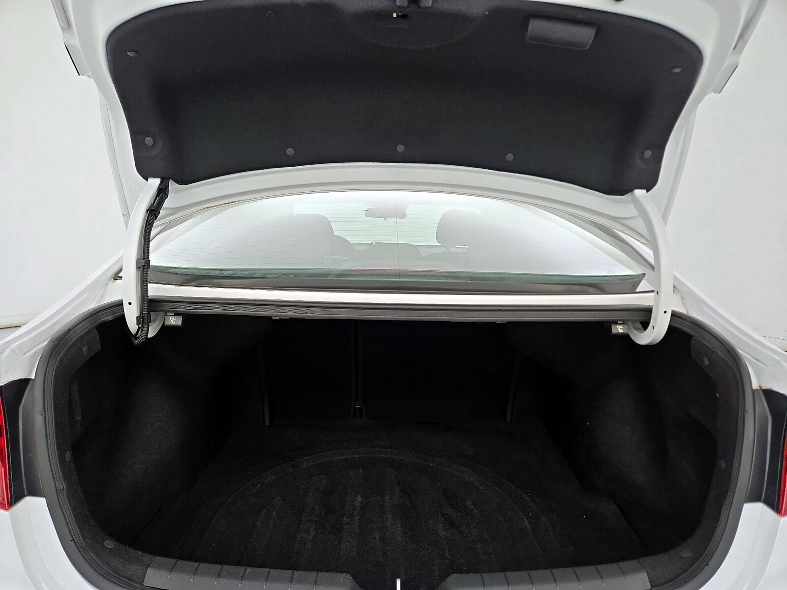 2020 Hyundai Elantra SE - Photo 21
