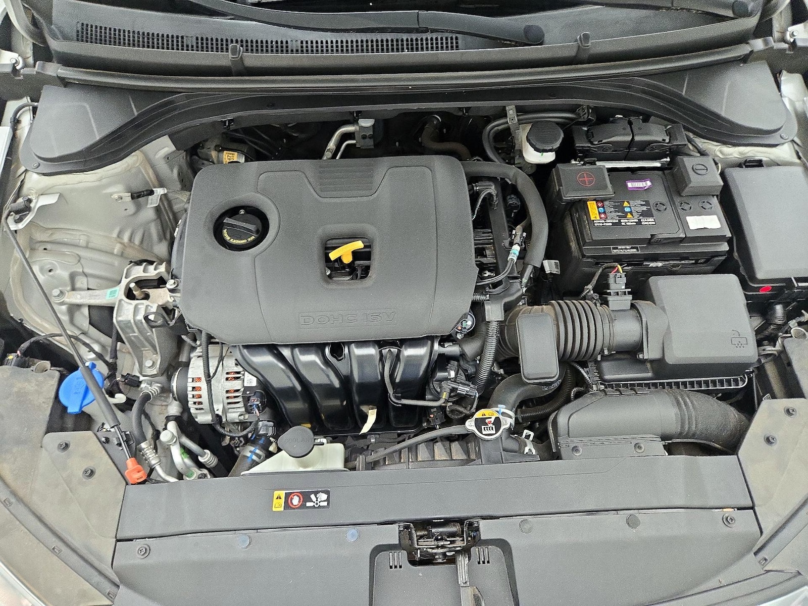 2020 Hyundai Elantra SE - Photo 22