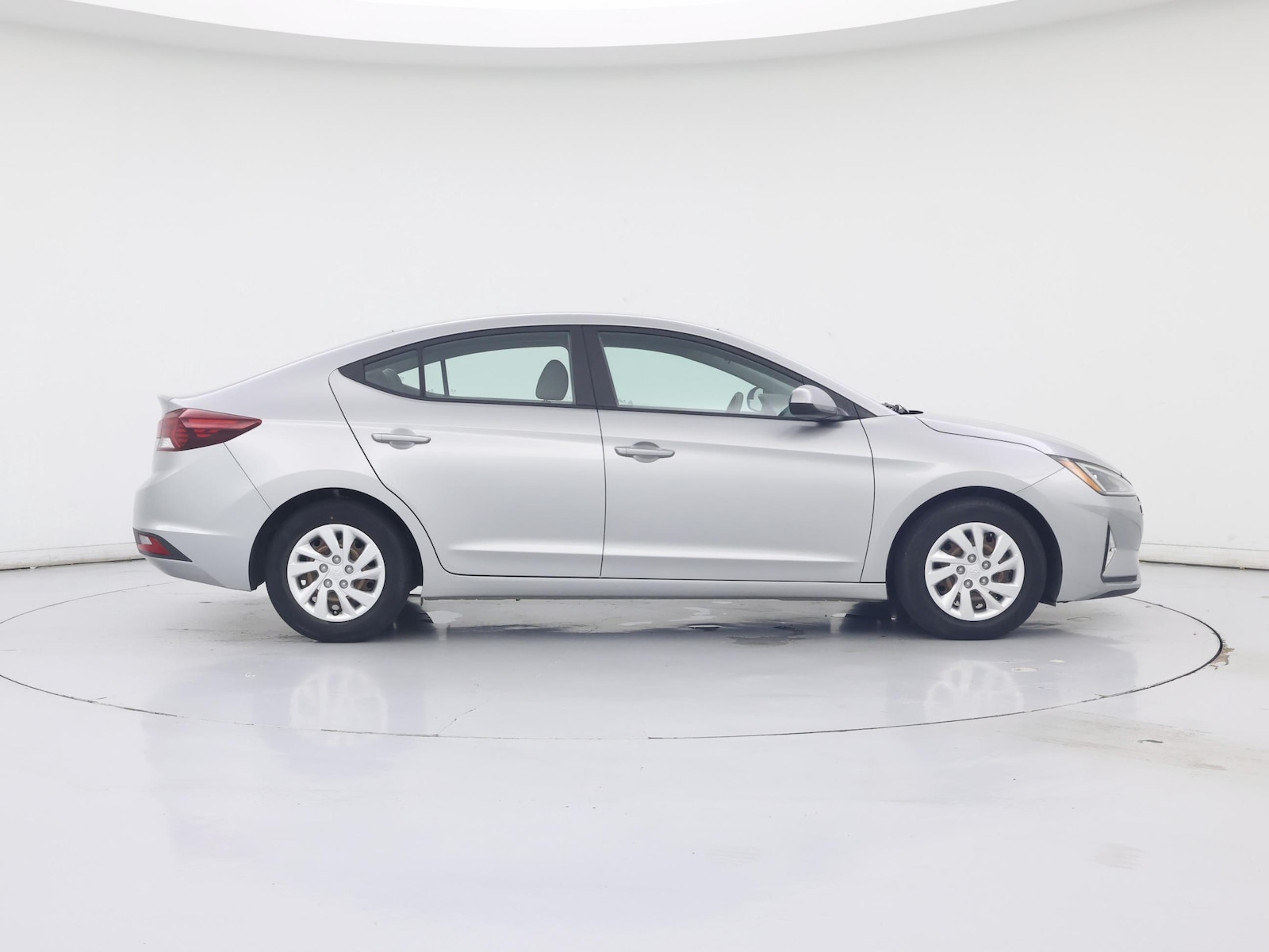 2020 Hyundai Elantra SE - Photo 8
