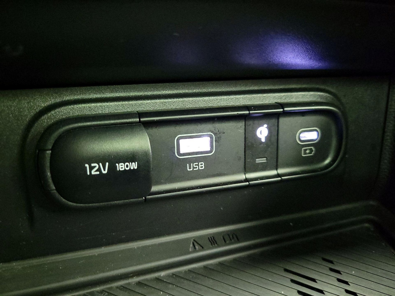 2025 Kia Sportage SX Prestige - Photo 19