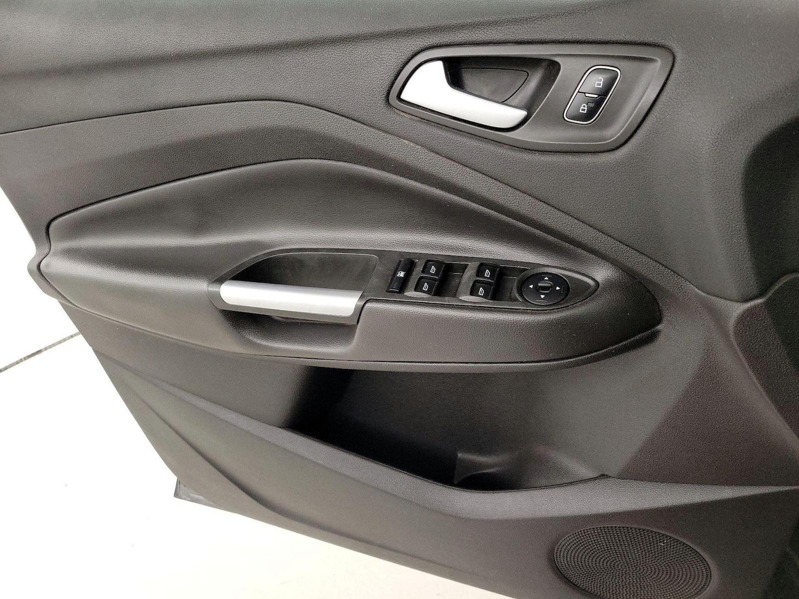 2017 Ford Escape SE - Photo 13