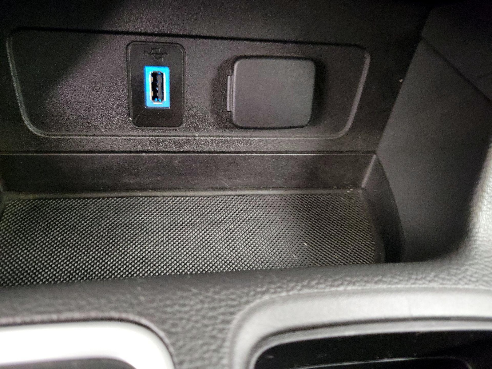 2017 Ford Escape SE - Photo 19